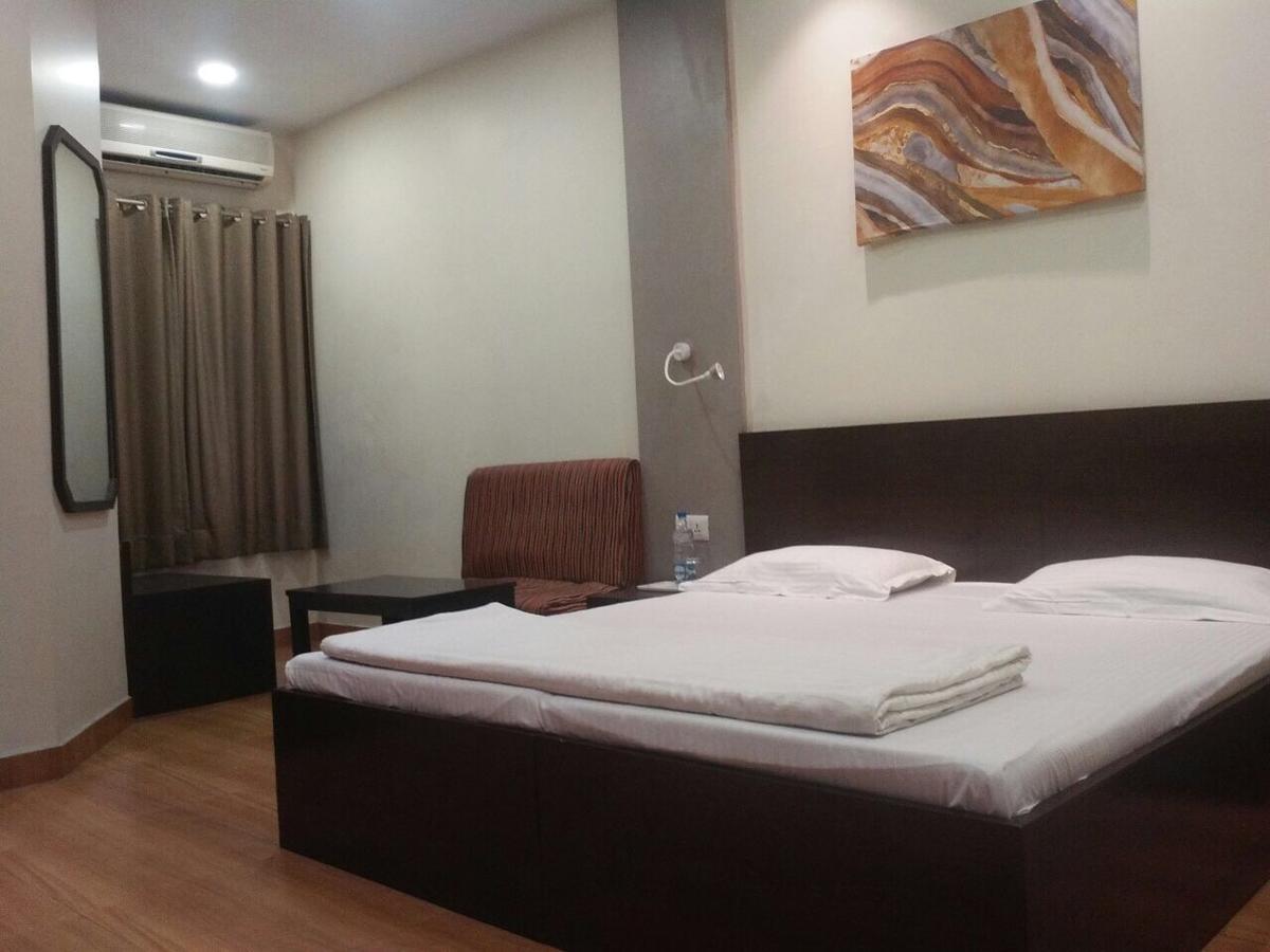 Pamposh Guest House Gk II Market New Delhi Ngoại thất bức ảnh